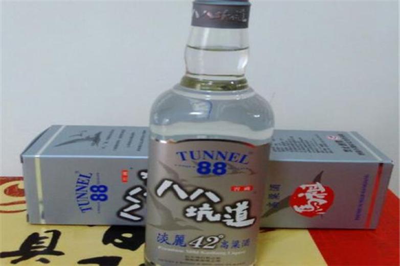 八八坑道品牌酒加盟