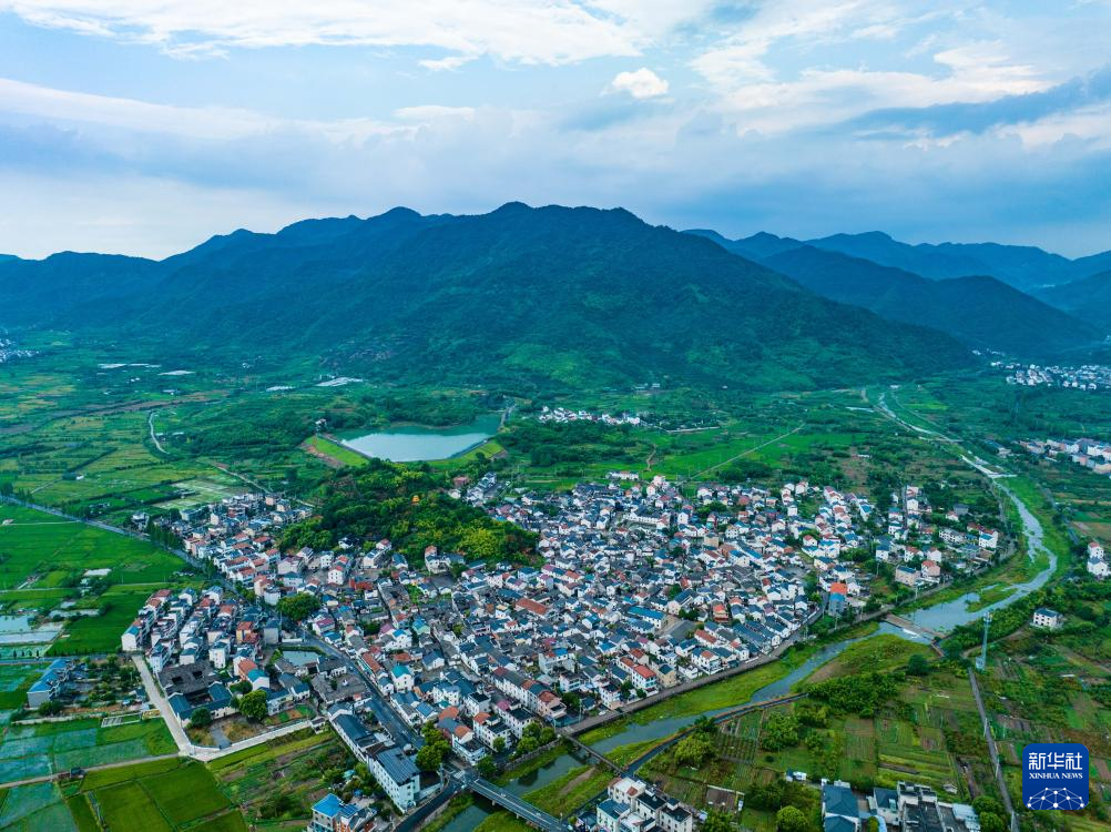 花明泉村：会稽山麓揆文奋武的江南古村